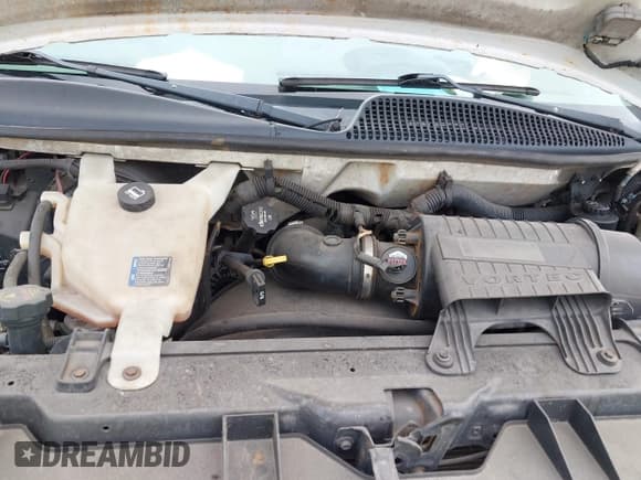 ✅ 2013 Chevrolet Express Cargo • VIN: 1GCSGAFX5D1167386 • Lot: 42356301. Wystawiony na IAAI z przebiegiem Nie podano. Bezpłatny archiwum sprzedaży aukcyjnych z USA i szczegółowy raport historii pojazdu na DreamBid. Zdjęcie 10.