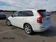 ✅ 2022 Volvo XC90 Momentum • VIN: YV4102PK7N1815575 • Lot: 85293725. Listed on Copart with 28,604 mi. Free auction sales archive from the USA and detailed vehicle history report at DreamBid. Image 2.