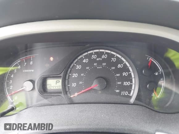 ✅ 2012 Toyota Sienna LE • VIN: 5TDKK3DC5CS201628 • Lot: 43640805. Wystawiony na IAAI z przebiegiem 104 449 mil. Bezpłatny archiwum sprzedaży aukcyjnych z USA i szczegółowy raport historii pojazdu na DreamBid. Zdjęcie 7.