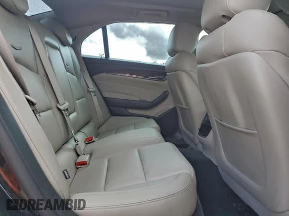 ✅ 2017 Cadillac CTS RWD • VIN: 1G6AP5SX3H0113723 • Lot: 92364685. Wystawiony na Copart z przebiegiem 63 019 mil. Bezpłatny archiwum sprzedaży aukcyjnych z USA i szczegółowy raport historii pojazdu na DreamBid. Zdjęcie 10.