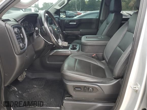 ✅ 2021 Chevrolet Silverado 1500 LTZ • VIN: 3GCUYGET8MG176026 • Лот: 90527455. Опубликован ранее на Copart с пробегом 152 097 миль. Бесплатный доступ к архиву аукционных продаж из США и подробный отчёт об истории автомобиля на DreamBid. Изображение 7.