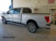 ✅ 2018 Nissan Titan S • VIN: 1N6AA1F42JN528240 • Lot: 71994225. Wystawiony na Copart z przebiegiem 64 117 mil. Bezpłatny archiwum sprzedaży aukcyjnych z USA i szczegółowy raport historii pojazdu na DreamBid. Zdjęcie 2.