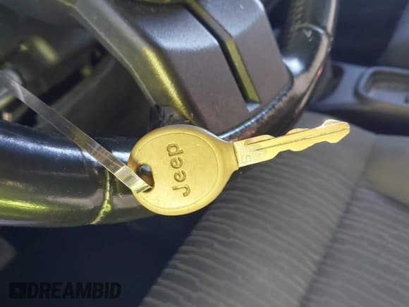 ✅ 2011 Jeep Wrangler Sport • VIN: 1J4AA2D11BL622442 • Лот: 43614254. Опубликован ранее на IAAI с пробегом 157 340 миль. Бесплатный доступ к архиву аукционных продаж из США и подробный отчёт об истории автомобиля на DreamBid. Изображение 11.