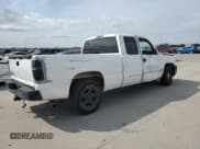 ✅ 2003 Chevrolet Silverado 1500 LS • VIN: 2GCEC19T031138632 • Lot: 87467475. Listed on Copart with 226,746 mi. Free auction sales archive from the USA and detailed vehicle history report at DreamBid. Image 3.