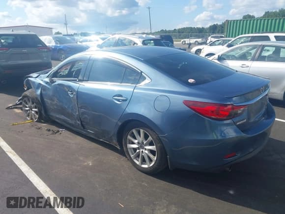 ✅ 2016 Mazda 6 i Sport • VIN: JM1GJ1U5XG1412079 • Lot: 43060710. Wystawiony na IAAI z przebiegiem 121 531 mil. Bezpłatny archiwum sprzedaży aukcyjnych z USA i szczegółowy raport historii pojazdu na DreamBid. Zdjęcie 3.