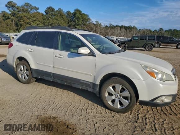 ✅ 2012 Subaru Outback Limited • VIN: 4S4BRBKC6C3301050 • Lot: 94132505. Listed on Copart with 165,941 mi. Free auction sales archive from the USA and detailed vehicle history report at DreamBid. Image 4.