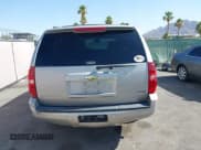 ✅ 2008 Chevrolet Suburban 2LT • VIN: 3GNFC16098G296293 • Lot: 42543429. Listed on IAAI with 184,659 mi. Free auction sales archive from the USA and detailed vehicle history report at DreamBid. Image 13.