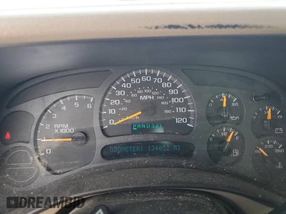 2004 Chevrolet Silverado 1500 LS с VIN 1GCEC14T54E166868, выставлен на аукционе Copart как лот 70981574 с пробегом 134 052 миль миль и Списание • Salvage title. История ставок и продаж доступна на DreamBid. Изображение 9.