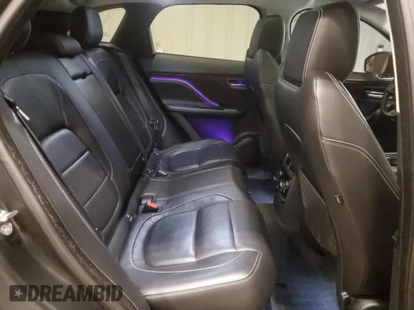 ✅ 2017 Jaguar F-Pace S • VIN: SADCM2BV4HA066695 • Lot: 51600865. Wystawiony na Copart z przebiegiem 116 786 mil. Bezpłatny archiwum sprzedaży aukcyjnych z USA i szczegółowy raport historii pojazdu na DreamBid. Zdjęcie 10.