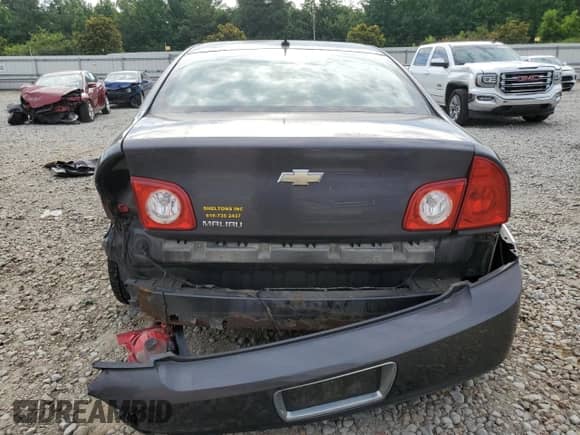 2010 Chevrolet Malibu 1LS с VIN 1G1ZB5EB9AF269341, выставлен на аукционе Copart как лот 84911975 с пробегом 102 050 миль миль и Списание • Salvage title. История ставок и продаж доступна на DreamBid. Изображение 6.