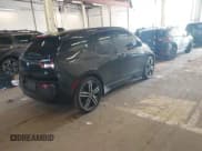 ✅ 2015 BMW i3 • VIN: WBY1Z2C5XFV556131 • Lot: 42050070. Wystawiony na IAAI z przebiegiem 60 889 mil. Bezpłatny archiwum sprzedaży aukcyjnych z USA i szczegółowy raport historii pojazdu na DreamBid. Zdjęcie 4.