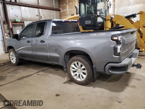 ✅ 2019 Chevrolet Silverado 1500 Custom • VIN: 1GCRYBEH4KZ308328 • Lot: 62193385. Wystawiony na Copart z przebiegiem 98 537 mil. Bezpłatny archiwum sprzedaży aukcyjnych z USA i szczegółowy raport historii pojazdu na DreamBid. Zdjęcie 2.