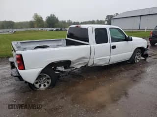 ✅ 2006 Chevrolet Silverado 1500 LS • VIN: 1GCEC19X76Z302974 • Лот: 72676614. Опубликован ранее на Copart с пробегом 100 227 миль. Бесплатный доступ к архиву аукционных продаж из США и подробный отчёт об истории автомобиля на DreamBid. Изображение 3.