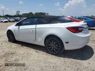 ✅ 2016 Buick Cascada Premium • VIN: W04WT3N57GG152036 • Lot: 67237824. Wystawiony na Copart z przebiegiem 70 623 mil. Bezpłatny archiwum sprzedaży aukcyjnych z USA i szczegółowy raport historii pojazdu na DreamBid. Zdjęcie 2.