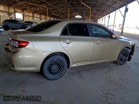 ✅ 2013 Toyota Corolla L • VIN: 2T1BU4EE1DC981461 • Lot: 95209705. Listed on Copart with 73,689 mi. Free auction sales archive from the USA and detailed vehicle history report at DreamBid. Image 3.