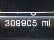 ✅ 2015 Ford Explorer Limited • VIN: 1FM5K8F88FGC69323 • Lot: 42254308. Wystawiony na IAAI z przebiegiem 309 905 mil. Bezpłatny archiwum sprzedaży aukcyjnych z USA i szczegółowy raport historii pojazdu na DreamBid. Zdjęcie 15.