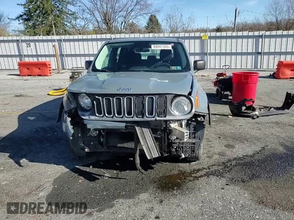 ✅ 2017 Jeep Renegade Sport • VIN: ZACCJBABXHPE41890 • Lot: 94047345. Listed on Copart with 216,816 mi. Free auction sales archive from the USA and detailed vehicle history report at DreamBid. Image 14.
