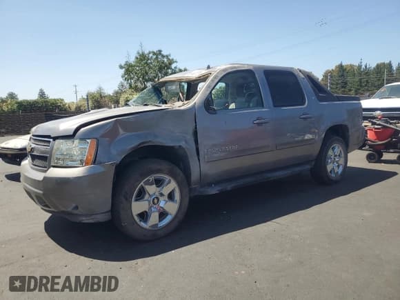 ✅ 2007 Chevrolet Avalanche LTZ • VIN: 3GNEC12087G182687 • Лот: 61497265. Опубликован ранее на Copart с пробегом 238 713 миль. Бесплатный доступ к архиву аукционных продаж из США и подробный отчёт об истории автомобиля на DreamBid. Изображение 1.