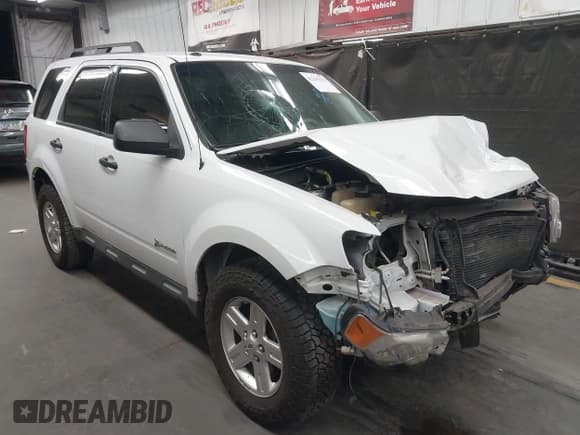 ✅ 2011 Ford Escape Hybrid • VIN: 1FMCU5K36BKC53834 • Lot: 42255622. Wystawiony na IAAI z przebiegiem 90 271 mil. Bezpłatny archiwum sprzedaży aukcyjnych z USA i szczegółowy raport historii pojazdu na DreamBid. Zdjęcie 1.