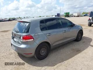 ✅ 2011 Volkswagen Golf • VIN: WVWDA7AJXBW036857 • Lot: 43395052. Listed on IAAI with 116,579 mi. Free auction sales archive from the USA and detailed vehicle history report at DreamBid. Image 4.