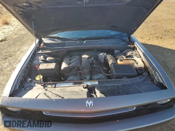 ✅ 2009 Dodge Challenger SE • VIN: 2B3LJ44V69H641073 • Lot: 81089774. Wystawiony na Copart z przebiegiem 173 632 mil. Bezpłatny archiwum sprzedaży aukcyjnych z USA i szczegółowy raport historii pojazdu na DreamBid. Zdjęcie 12.