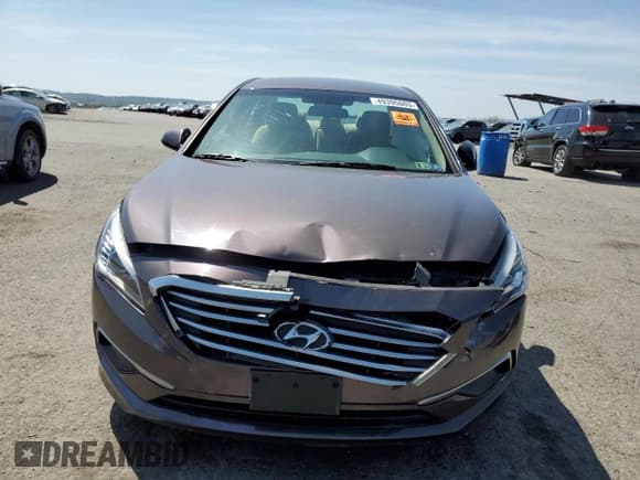 ✅ 2017 Hyundai Sonata SE • VIN: 5NPE24AF2HH570283 • Lot: 49395003. Listed on Copart with 69,904 mi. Free auction sales archive from the USA and detailed vehicle history report at DreamBid. Image 5.