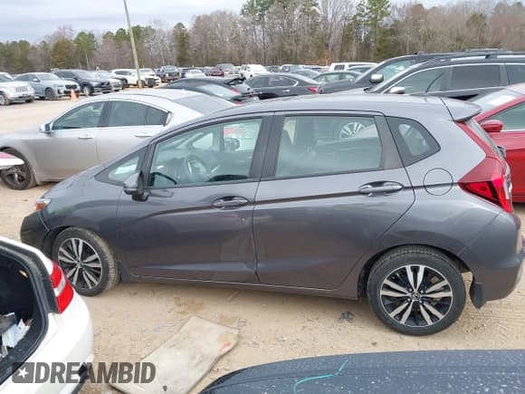 ✅ 2018 Honda Fit EX-L • VIN: 3HGGK5H9XJM705395 • Лот: 41522426. Опубликован ранее на IAAI с пробегом 20 009 миль. Бесплатный доступ к архиву аукционных продаж из США и подробный отчёт об истории автомобиля на DreamBid. Изображение 14.