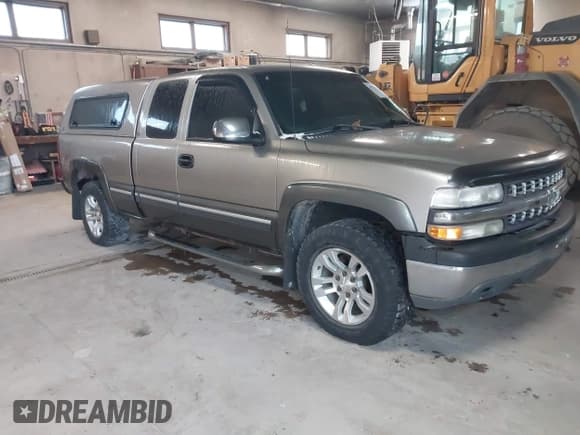 ✅ 2000 Chevrolet Silverado 1500 • VIN: 1GCEK19T7YZ269820 • Лот: 43792519. Опубликован ранее на IAAI с пробегом 167 646 миль. Бесплатный доступ к архиву аукционных продаж из США и подробный отчёт об истории автомобиля на DreamBid. Изображение 1.