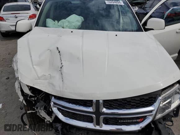 ✅ 2014 Dodge Journey SXT • VIN: 3C4PDCBG4ET140996 • Lot: 70204894. Listed on Copart with 94,668 mi. Free auction sales archive from the USA and detailed vehicle history report at DreamBid. Image 13.