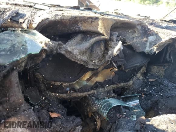 ✅ 2017 Volvo S90 Momentum • VIN: YV1A22MK4H1011802 • Лот: 65775105. Опубликован ранее на Copart с пробегом Не указан. Бесплатный доступ к архиву аукционных продаж из США и подробный отчёт об истории автомобиля на DreamBid. Изображение 9.