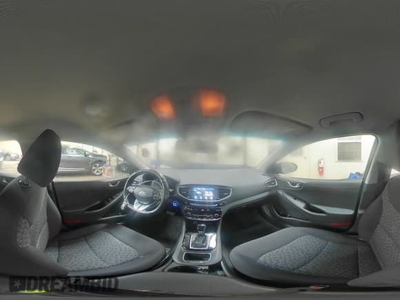 ✅ 2019 Hyundai Ioniq Blue • VIN: KMHC65LC8KU143865 • Lot: 80439344. Wystawiony na Copart z przebiegiem 67 623 mil. Bezpłatny archiwum sprzedaży aukcyjnych z USA i szczegółowy raport historii pojazdu na DreamBid. Zdjęcie 15.