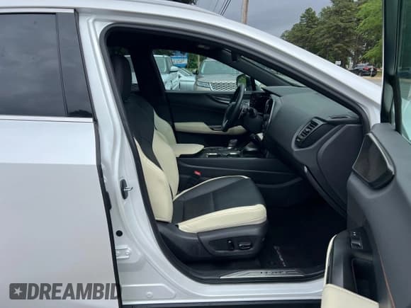 ✅ 2022 Lexus NX 250 • VIN: 2T2ADCAZ0NC001827 • Lot: 70881335. Wystawiony na Copart z przebiegiem 18 444 mil. Bezpłatny archiwum sprzedaży aukcyjnych z USA i szczegółowy raport historii pojazdu na DreamBid. Zdjęcie 5.