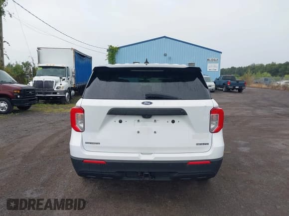 ✅ 2021 Ford Police Interceptor Utility • VIN: 1FM5K8AB7MGB24726 • Лот: 43107955. Опубликован ранее на IAAI с пробегом 165 361 миль. Бесплатный доступ к архиву аукционных продаж из США и подробный отчёт об истории автомобиля на DreamBid. Изображение 16.