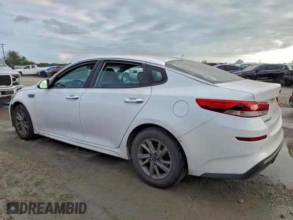 ✅ 2020 Kia Optima S • VIN: 5XXGT4L32LG436726 • Lot: 94260565. Listed on Copart with 59,348 mi. Free auction sales archive from the USA and detailed vehicle history report at DreamBid. Image 2.