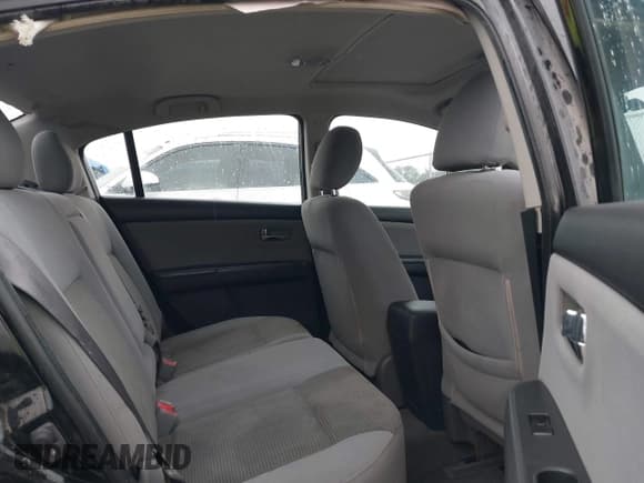 ✅ 2012 Nissan Sentra SR • VIN: 3N1AB6AP6CL758805 • Lot: 43736295. Listed on IAAI with 215,762 mi. Free auction sales archive from the USA and detailed vehicle history report at DreamBid. Image 8.