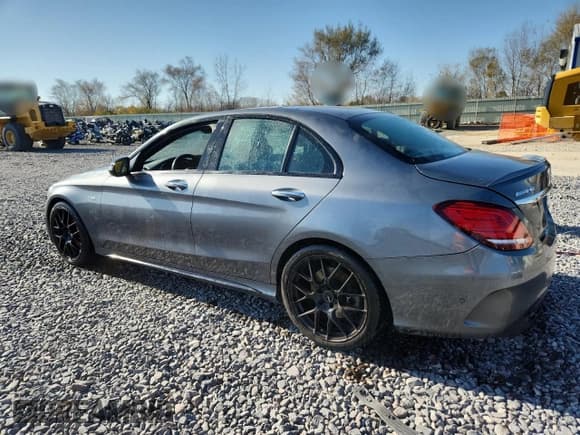 ✅ 2020 Mercedes-Benz C 43 AMG • VIN: 55SWF6EB8LU330608 • Lot: 90266965. Wystawiony na Copart z przebiegiem Nie podano. Bezpłatny archiwum sprzedaży aukcyjnych z USA i szczegółowy raport historii pojazdu na DreamBid. Zdjęcie 2.