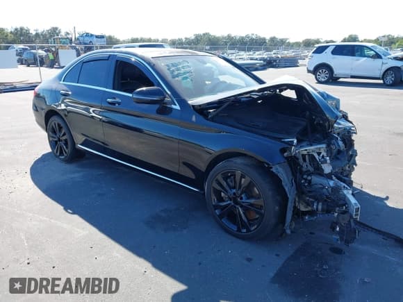 ✅ 2017 Mercedes-Benz C 300 • VIN: 55SWF4KB5HU181882 • Lot: 43681782. Listed on IAAI with 95,274 mi. Free auction sales archive from the USA and detailed vehicle history report at DreamBid. Image 1.