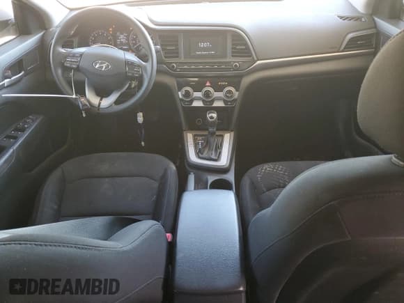 ✅ 2019 Hyundai Elantra SE • VIN: 5NPD74LFXKH413716 • Lot: 91102675. Listed on Copart with 126,383 mi. Free auction sales archive from the USA and detailed vehicle history report at DreamBid. Image 8.