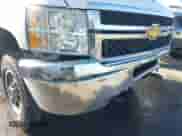 ✅ 2013 Chevrolet Silverado 2500HD Work Truck • VIN: 1GC2KVCGXDZ403672 • Lot: 41944179. Wystawiony na IAAI z przebiegiem 232 436 mil. Bezpłatny archiwum sprzedaży aukcyjnych z USA i szczegółowy raport historii pojazdu na DreamBid. Zdjęcie 18.