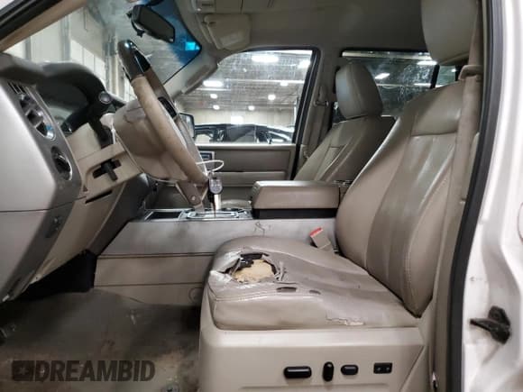 ✅ 2012 Ford Expedition Max Limited • VIN: 1FMJK2A56CEF03118 • Lot: 52819005. Listed on Copart with 232,830 mi. Free auction sales archive from the USA and detailed vehicle history report at DreamBid. Image 7.