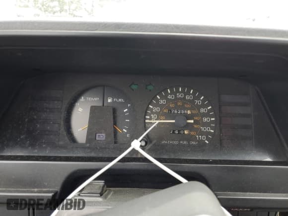 ✅ 1986 Toyota Corolla • VIN: JT2AE82E7G3353012 • Lot: 68646544. Wystawiony na Copart z przebiegiem 176 256 mil. Bezpłatny archiwum sprzedaży aukcyjnych z USA i szczegółowy raport historii pojazdu na DreamBid. Zdjęcie 9.