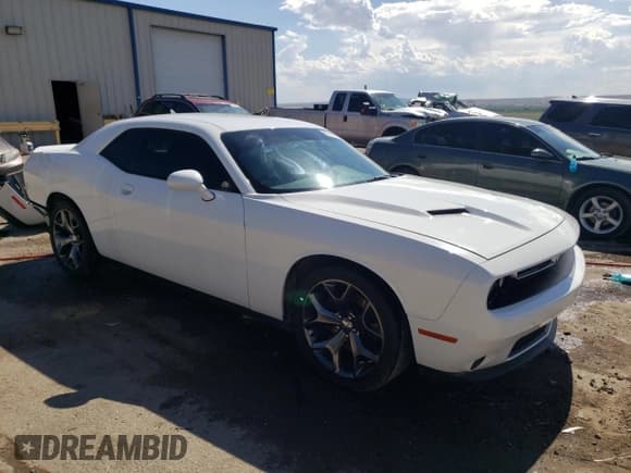 ✅ 2015 Dodge Challenger SXT Plus • VIN: 2C3CDZBG9FH700737 • Lot: 58145714. Wystawiony na Copart z przebiegiem 107 233 mil. Bezpłatny archiwum sprzedaży aukcyjnych z USA i szczegółowy raport historii pojazdu na DreamBid. Zdjęcie 4.