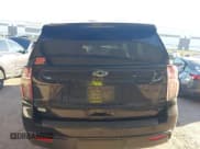 ✅ 2023 Chevrolet Suburban Z71 • VIN: 1GNSKDKD8PR165298 • Лот: 43624493. Опубликован ранее на IAAI с пробегом 91 507 миль. Бесплатный доступ к архиву аукционных продаж из США и подробный отчёт об истории автомобиля на DreamBid. Изображение 16.