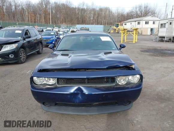 ✅ 2013 Dodge Challenger SXT • VIN: 2C3CDYAG8DH591020 • Lot: 43811585. Listed on IAAI with 120,596 mi. Free auction sales archive from the USA and detailed vehicle history report at DreamBid. Image 12.