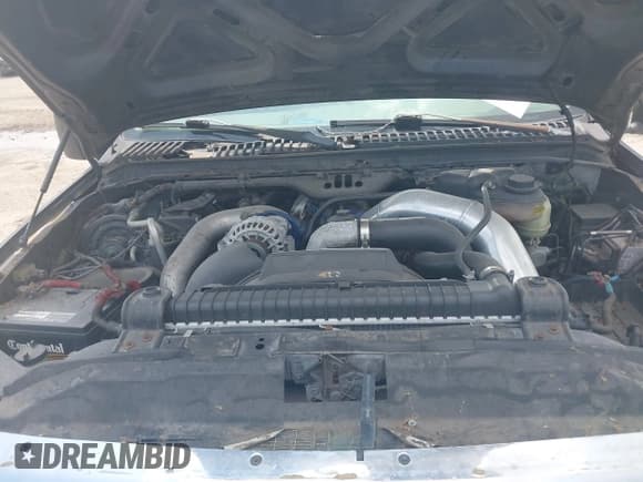 ✅ 2005 Ford F-250 XL • VIN: 1FTSW21P45EB09246 • Lot: 42441183. Listed on IAAI with 186,148 mi. Free auction sales archive from the USA and detailed vehicle history report at DreamBid. Image 10.