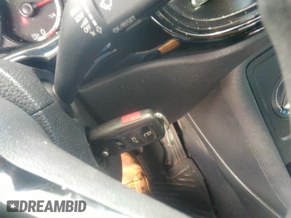 ✅ 2015 Volkswagen Beetle Fleet Edition • VIN: 3VWF17AT5FM605398 • Lot: 42695060. Listed on IAAI with 116,199 mi. Free auction sales archive from the USA and detailed vehicle history report at DreamBid. Image 11.