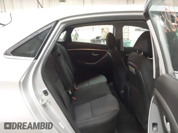 ✅ 2017 Hyundai Elantra • VIN: KMHD35LHXHU359864 • Lot: 42883259. Listed on IAAI with 68,520 mi. Free auction sales archive from the USA and detailed vehicle history report at DreamBid. Image 8.