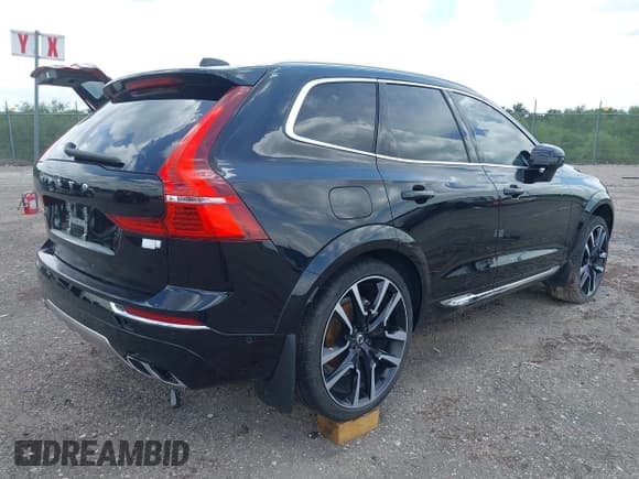 ✅ 2021 Volvo XC60 Inscription Expression • VIN: YV4BR0DL8M1877416 • Lot: 42686024. Listed on IAAI with Not provided. Free auction sales archive from the USA and detailed vehicle history report at DreamBid. Image 4.