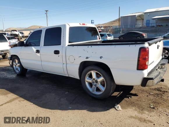 ✅ 2006 Chevrolet Silverado 1500 LT1 • VIN: 2GCEC13TX61205802 • Лот: 78044384. Опубликован ранее на Copart с пробегом 256 698 миль. Бесплатный доступ к архиву аукционных продаж из США и подробный отчёт об истории автомобиля на DreamBid. Изображение 2.