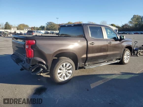✅ 2020 Chevrolet Silverado 1500 Custom • VIN: 3GCPWBEH5LG280070 • Lot: 75866044. Wystawiony na Copart z przebiegiem 34 871 mil. Bezpłatny archiwum sprzedaży aukcyjnych z USA i szczegółowy raport historii pojazdu na DreamBid. Zdjęcie 5.
